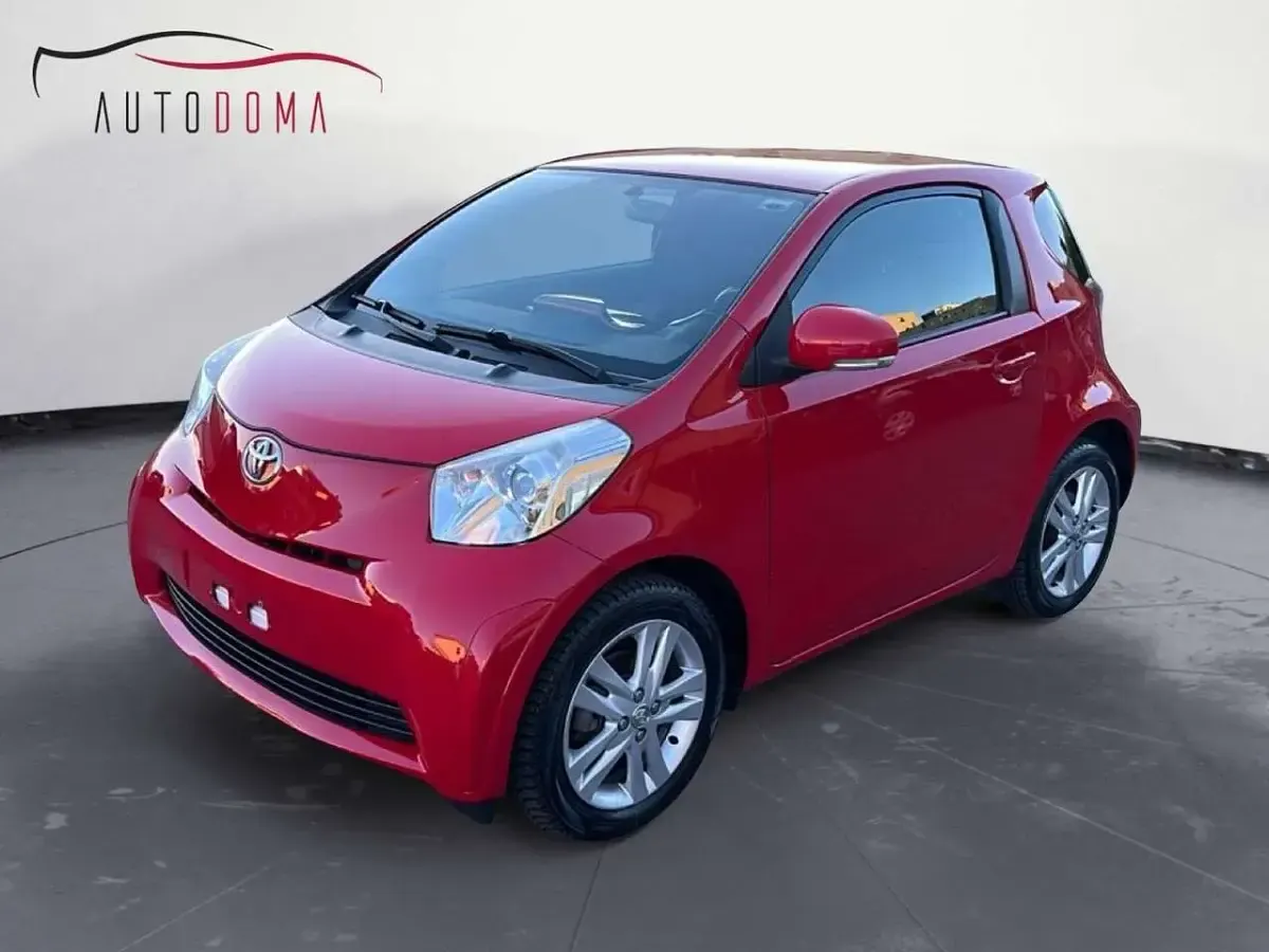 Usata Toyota iQ 101 CV (74 kW) 2010 Rosso Utilitaria