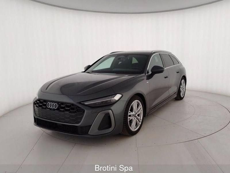 Usata Audi A5 S-Line 204 CV (150 kW) 2025 Grigio metallizzato Station wagon
