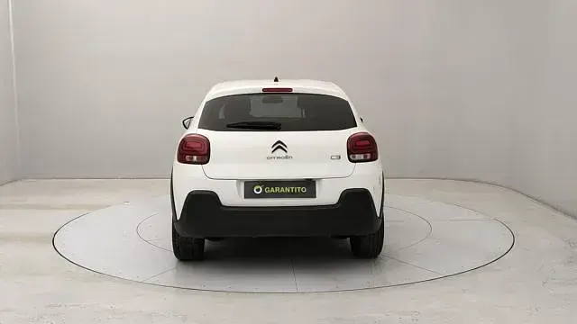 Usata Citroën C3 PureTech 110 CV (80 kW) 2024 Bianco Berlina