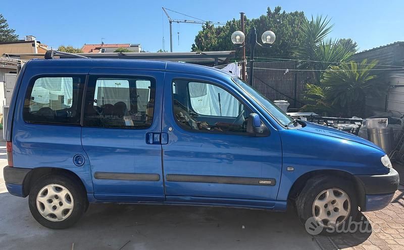 Usata Citroën Berlingo 75 CV (55 kW) 2001 Blu Monovolume