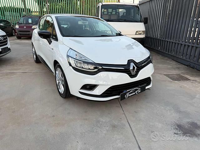 Usata Renault Clio IV Life 75 CV (55 kW) 2019 Bianco(met.) Berlina
