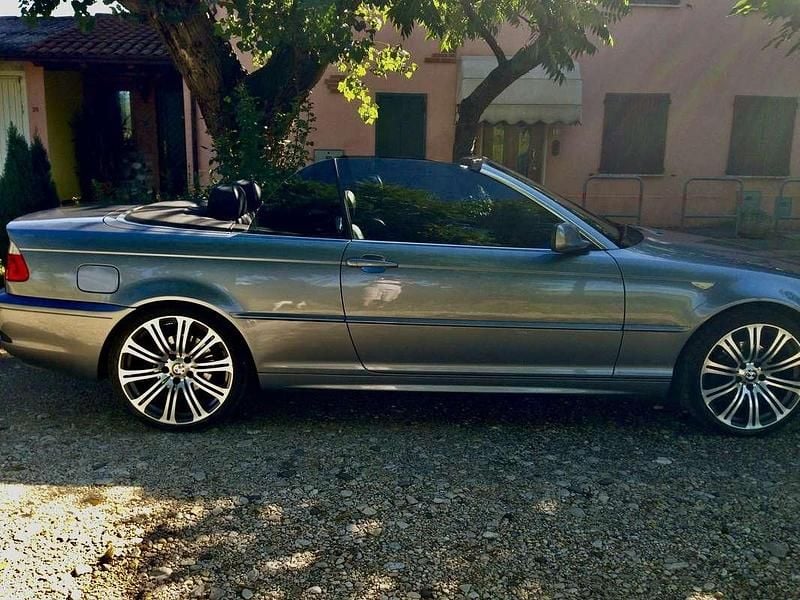 Usata BMW 320 Cabriolet 170 CV (125 kW) 2005 Grigio Cabrio