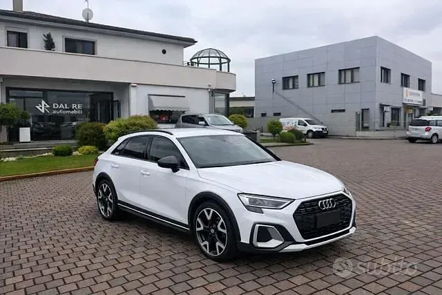 Usata Audi A3 S-Line 150 CV (110 kW) 2024 Bianco Berlina