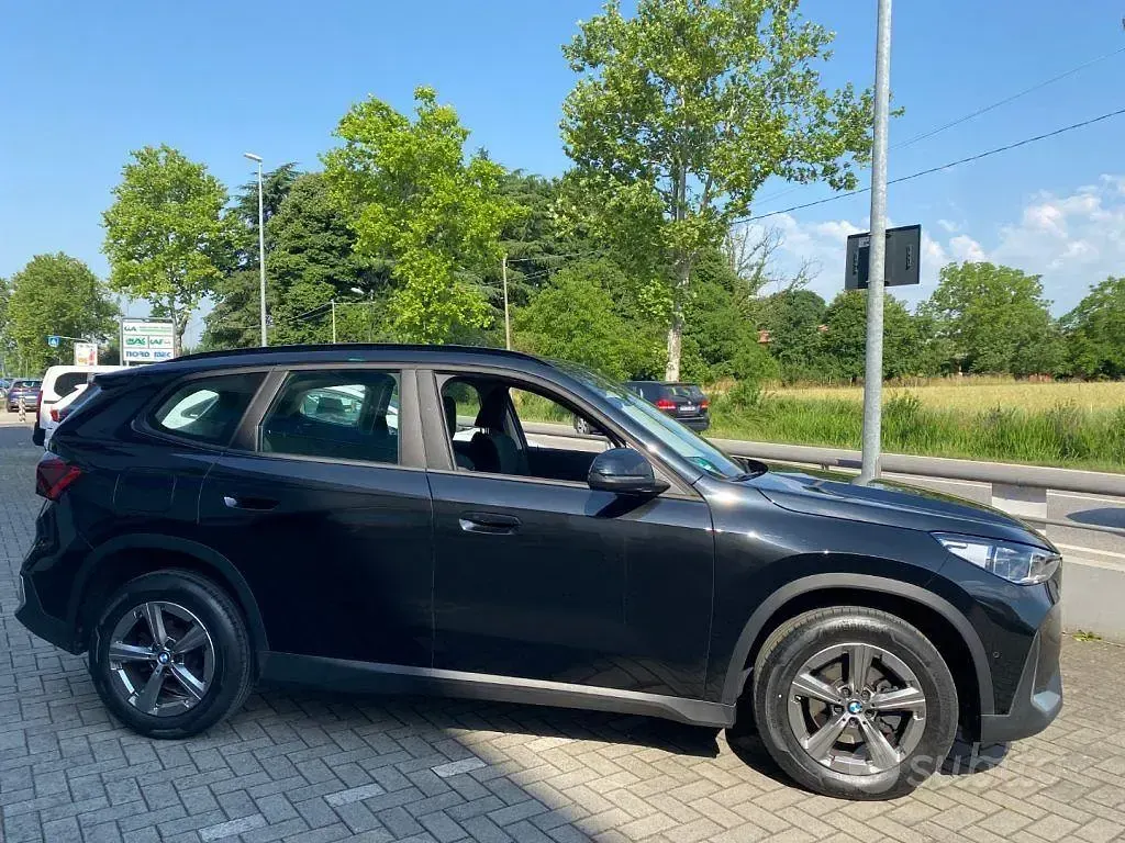 Usata BMW X1 150 CV (110 kW) 2023 Grigio SUV