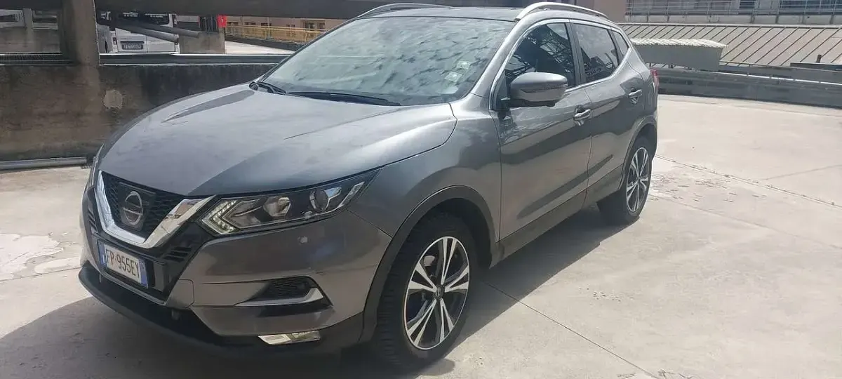 Usata Nissan Qashqai Tekna 110 CV (80 kW) 2018 Grigio SUV