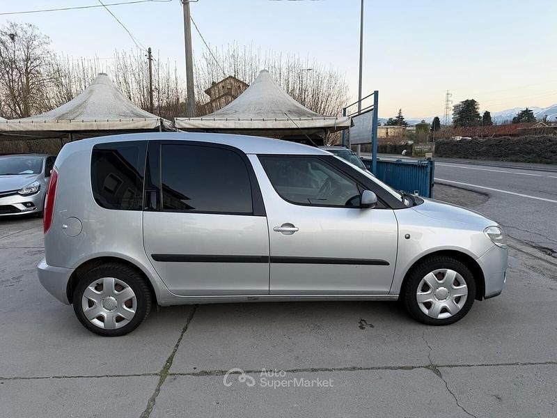 Usata Skoda Roomster 69 CV (50 kW) 2008 Argento Monovolume