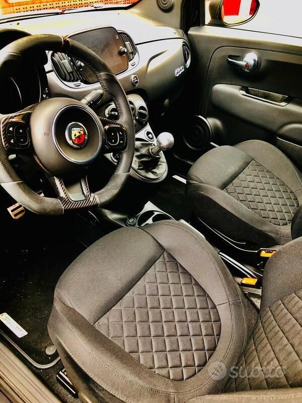 Usata Abarth 695 180 CV (132 kW) 2024 Nero Utilitaria