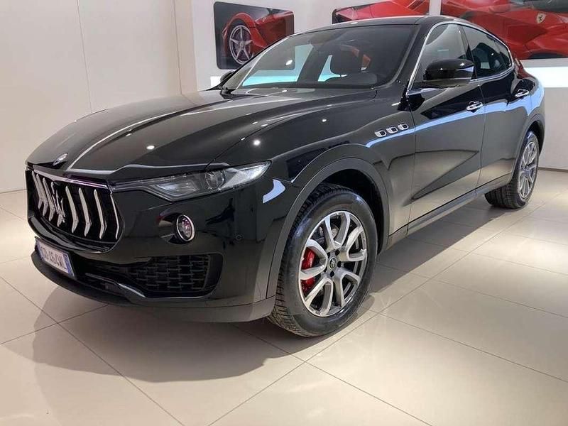 Usata Maserati Levante 250 CV (183 kW) 2021 Nero SUV