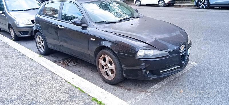 Usata Alfa Romeo 147 116 CV (85 kW) 2006 Utilitaria