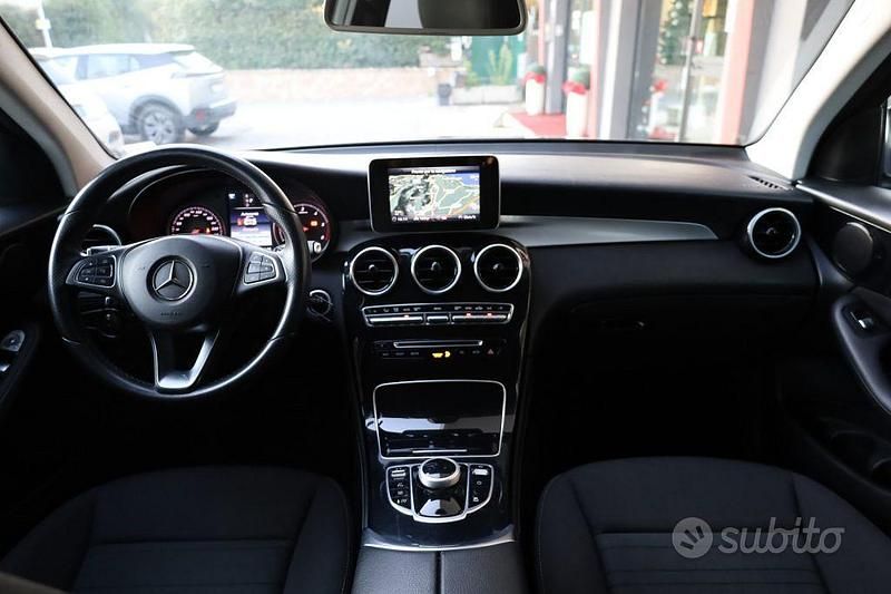 Usata Mercedes GLC220 170 CV (125 kW) 2018 Nero SUV