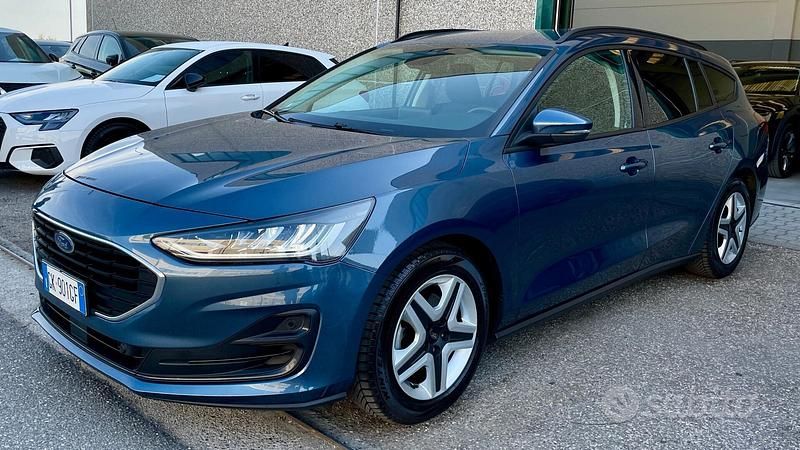 Usata Ford Focus Titanium X 120 CV (88 kW) 2022 Blu Station wagon