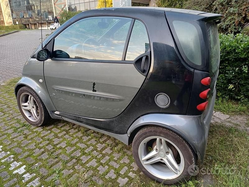 Usata Smart ForTwo Coupé Pulse 61 CV (44 kW) 2004 Grigio Coupé
