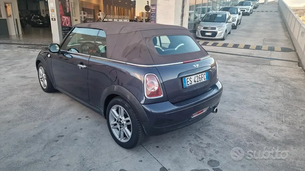 Usata Mini Cooper D Cabriolet 112 CV (82 kW) 2013 Blu Cabrio