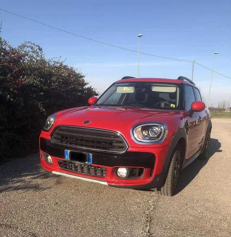 Usata Mini One Countryman 102 CV (75 kW) 2018 Rosso SUV