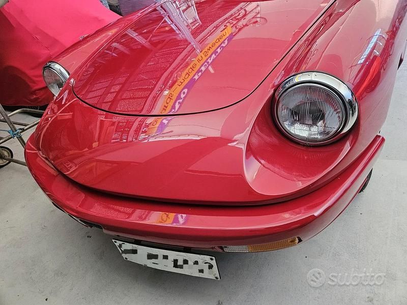 Usata Alfa Romeo Spider 122 CV (89 kW) 1991 Rosso Cabrio