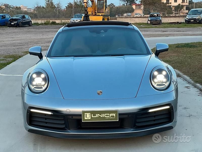 Usata Porsche 911 Carrera 4S 450 CV (330 kW) 2019 Argento Coupé