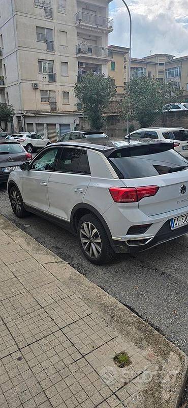 Usata VW T-Roc Style 110 CV (80 kW) 2021 Bianco SUV