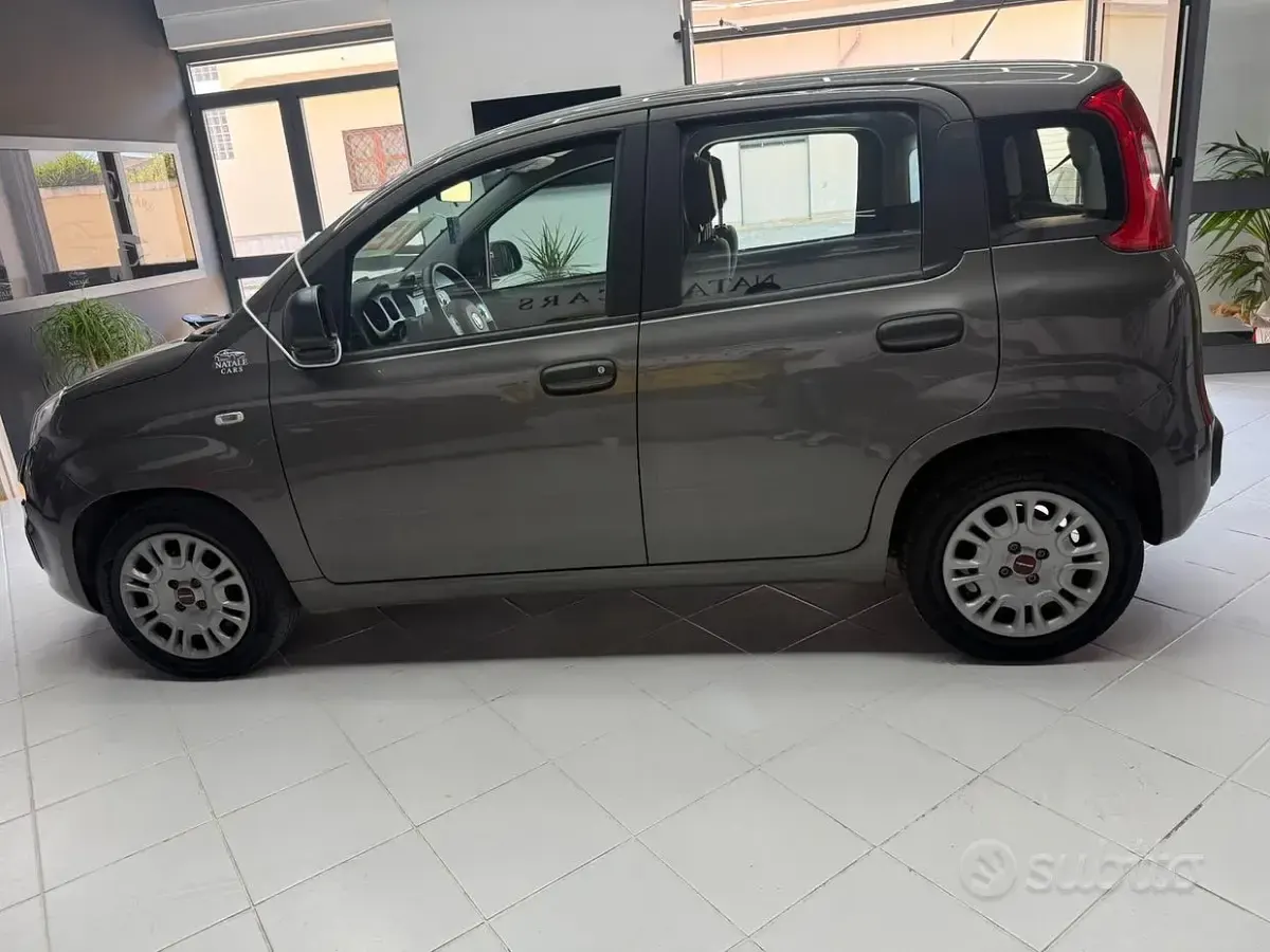 Gebraucht Fiat Panda 69 PS (50 kW) 2022 Grau Kleinwagen