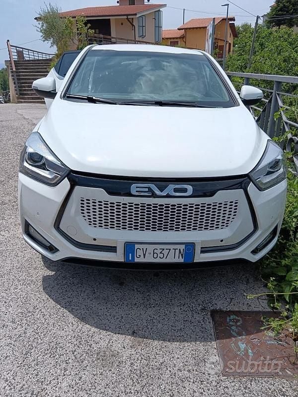 Usata EVO Evo 3 113 CV (83 kW) 2024 Bianco SUV