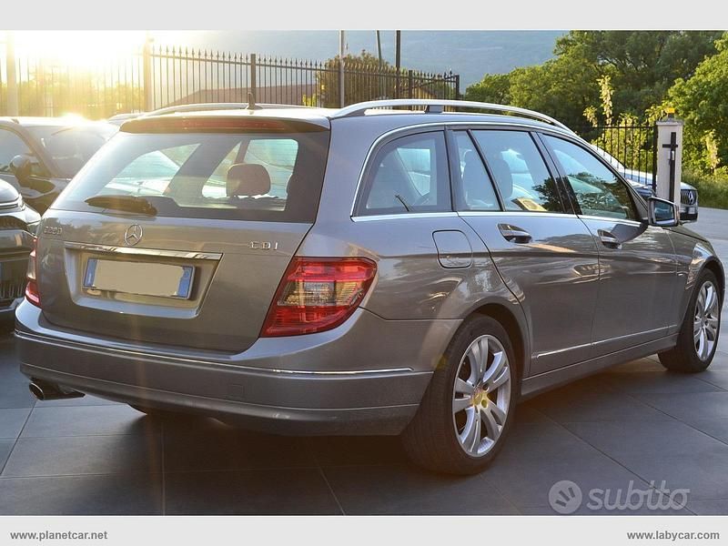 Usata Mercedes C220 Avantgarde 170 CV (125 kW) 2009 Grigio Station wagon