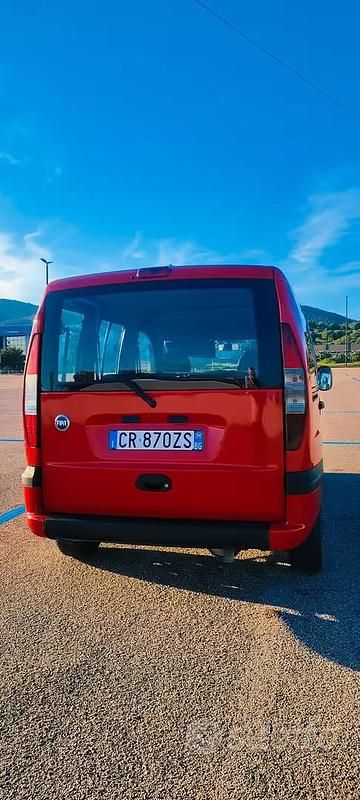 Usata Fiat Doblò 2004 Rosso Monovolume