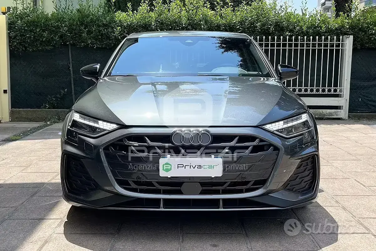 Usata Audi A3 S-Line 150 CV (110 kW) 2024 Grigio Berlina