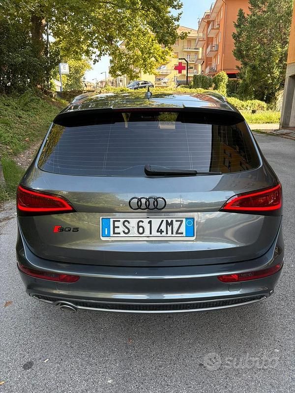 Grigio Usata 2013 Audi Q5 S-Line SUV | 14.500 € (Buon prezzo) - Immagine 1/4
