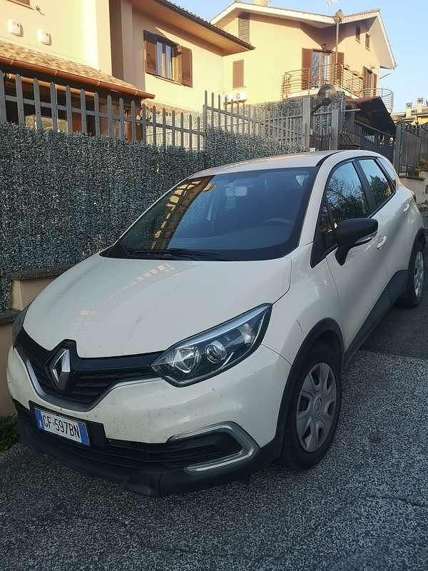 Usata Renault Captur Life 90 CV (66 kW) 2019 SUV
