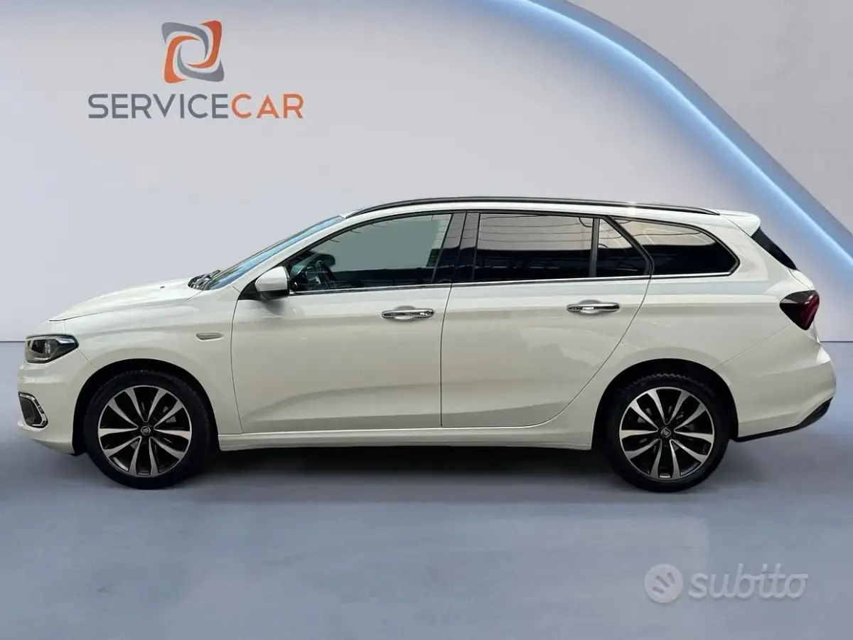 Usata Fiat Tipo Business 120 CV (88 kW) 2018 Bianco Station wagon