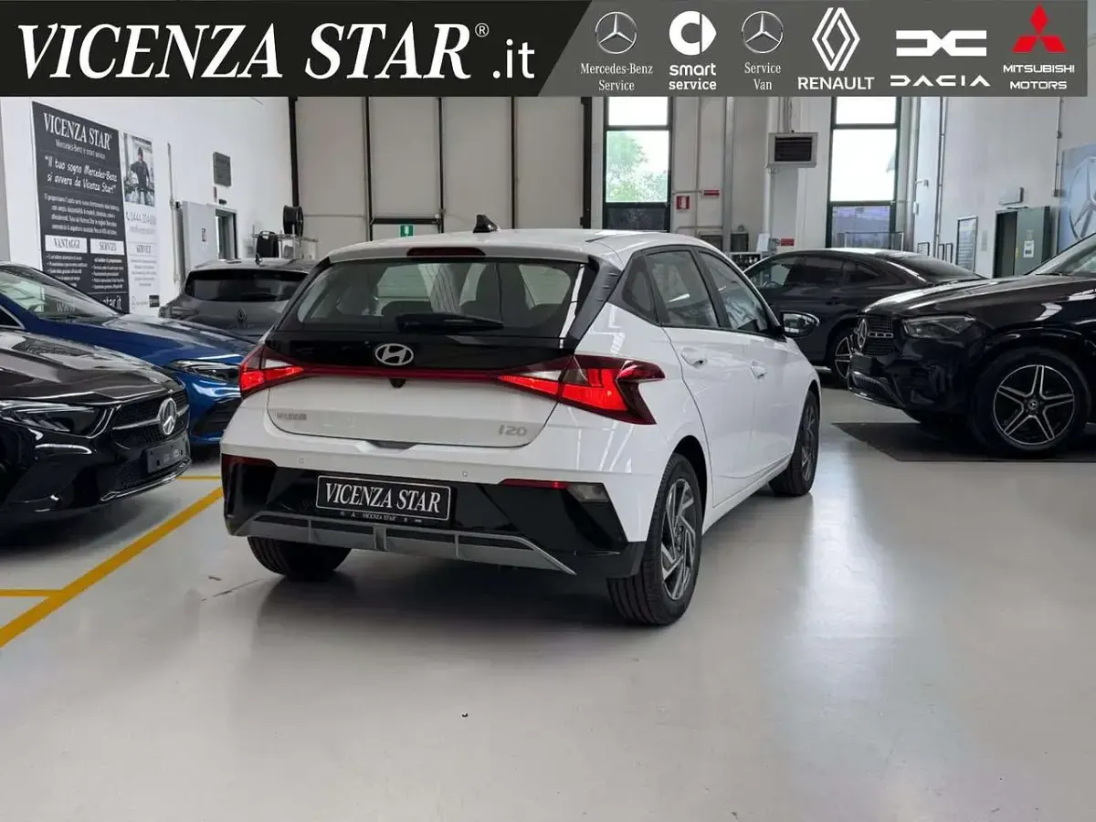 Nuova Hyundai i20 90 CV (66 kW) 2026 Bianco Utilitaria