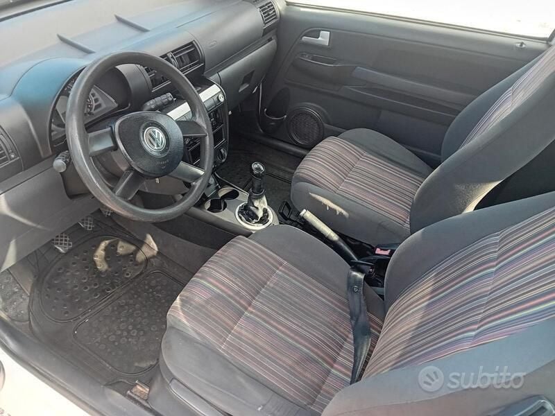 Usata VW Fox 70 CV (51 kW) 2007 Bianco Utilitaria