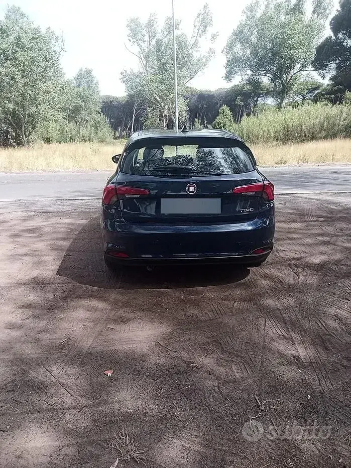 Usata Fiat Tipo 95 CV (69 kW) 2016 Blu Berlina