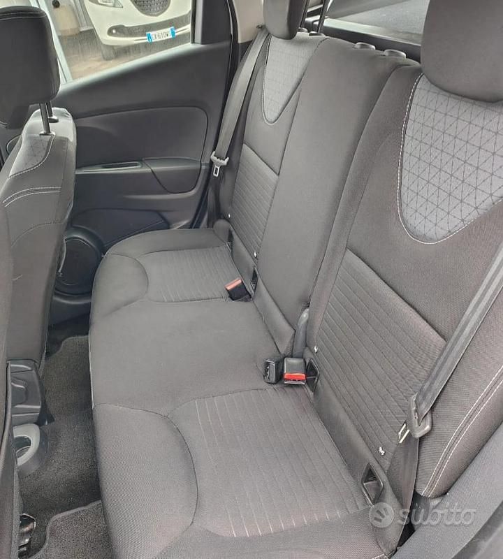 Usata Renault Clio GrandTour 90 CV (66 kW) 2013 Bianco Station wagon