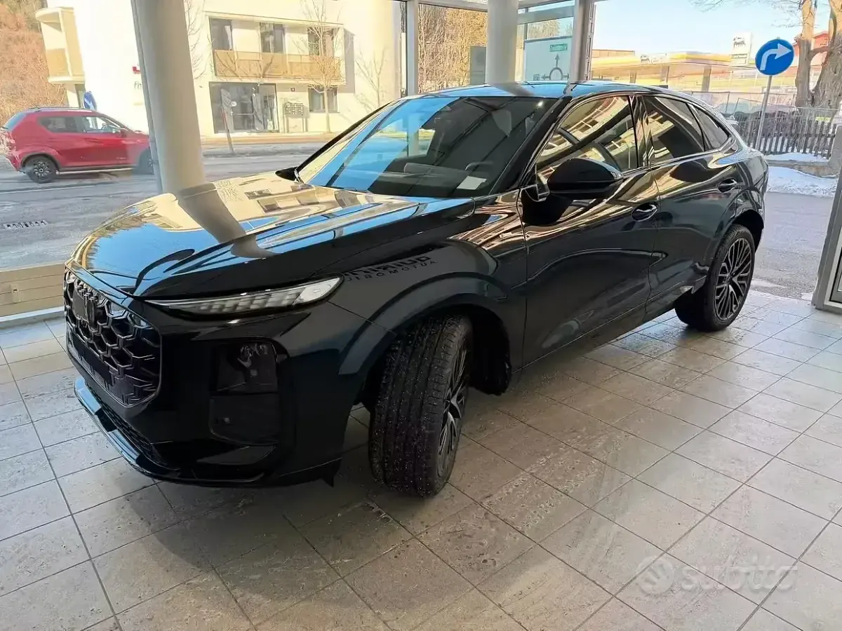 Nuova Audi Q3 Sport 150 CV (110 kW) 2026 Nero SUV