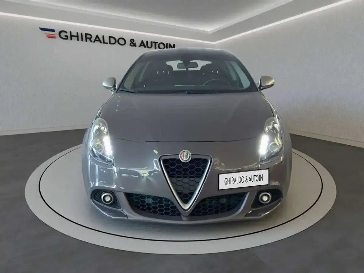 Usata Alfa Romeo Giulietta Business 120 CV (88 kW) 2017 Nero Utilitaria