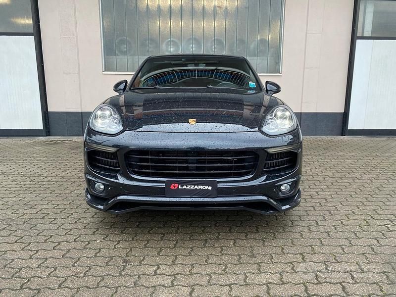 Usata Porsche Cayenne 250 CV (183 kW) 2016 Nero SUV