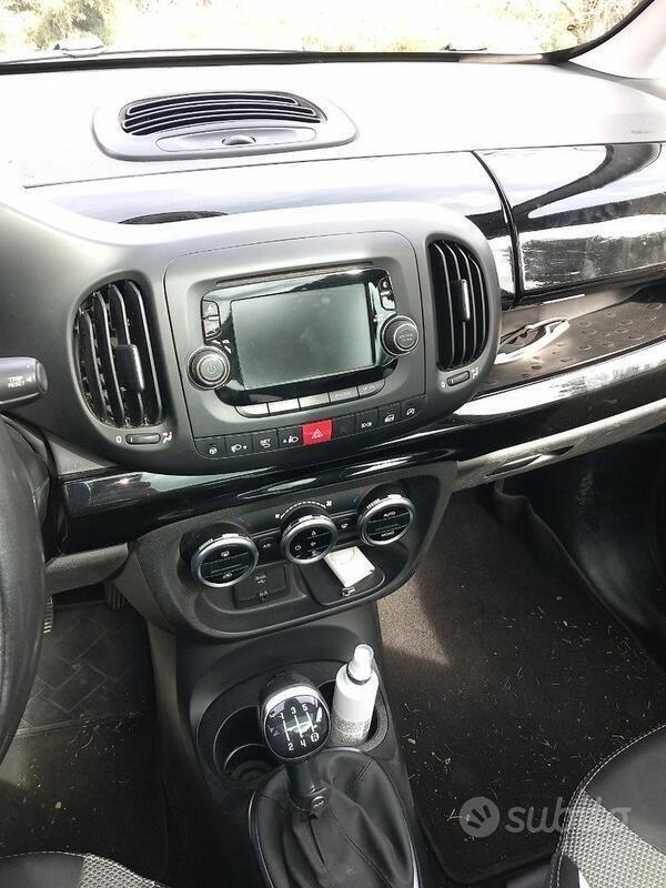 Usata Fiat 500L Trekking 95 CV (69 kW) 2015 Bianco Monovolume