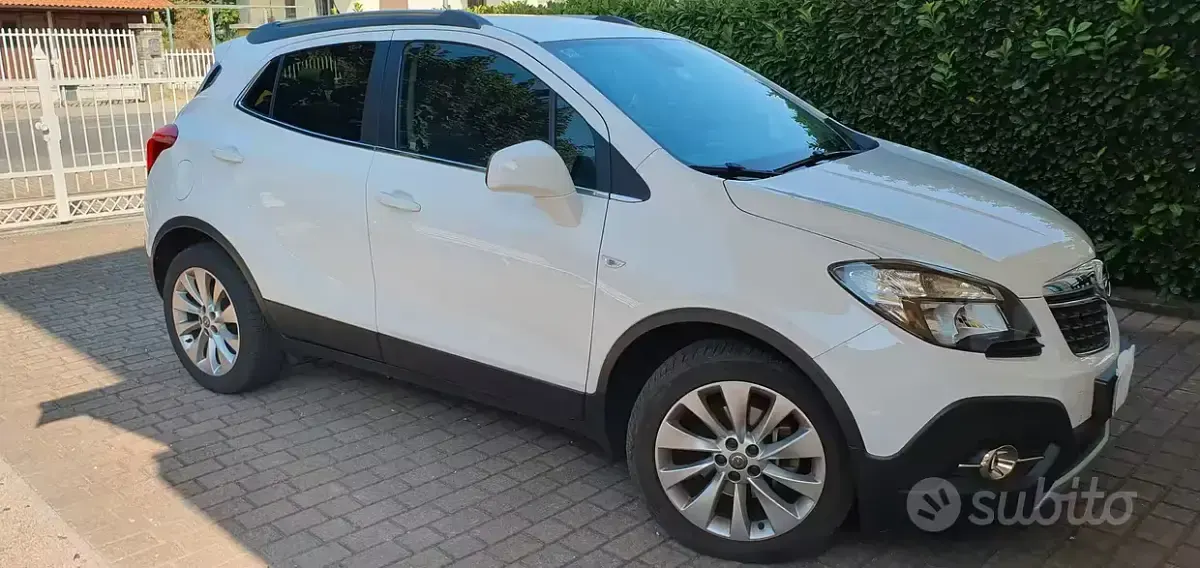 Usata Opel Mokka 131 CV (96 kW) 2015 Bianco SUV
