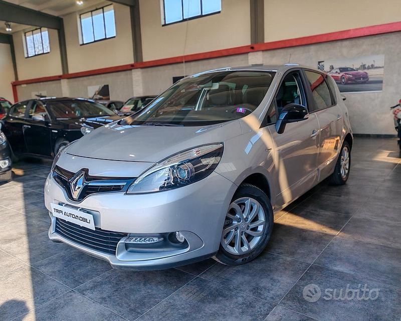 Usata Renault Scénic III LIMITED 110 CV (80 kW) 2014 Grigio Monovolume