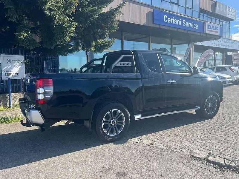 Usata Mitsubishi L200 Intense 150 CV (110 kW) 2020 Nero Pick-up