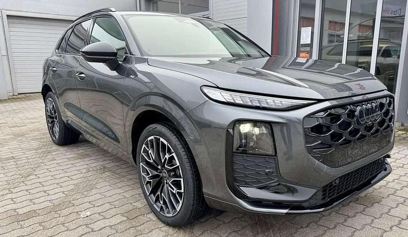 Nuova Audi Q3 S-Line 150 CV (110 kW) 2026 Grigio SUV