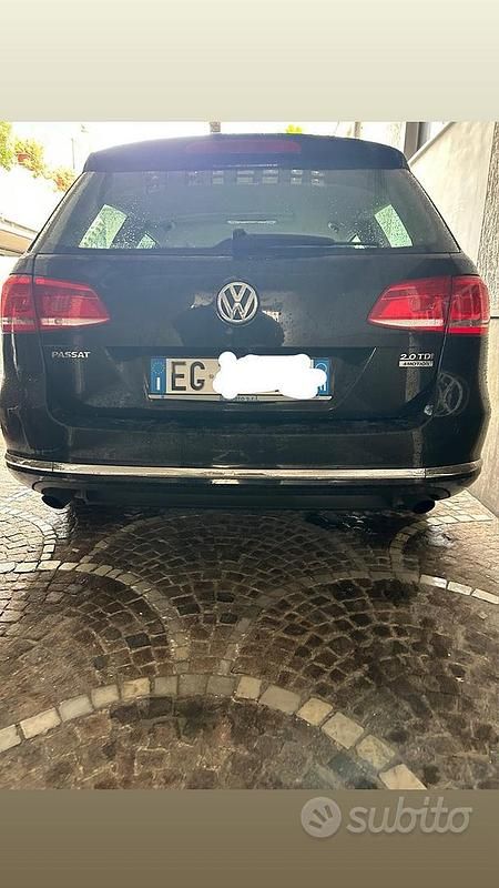 Usata VW Passat 177 CV (130 kW) 2011 Nero Station wagon