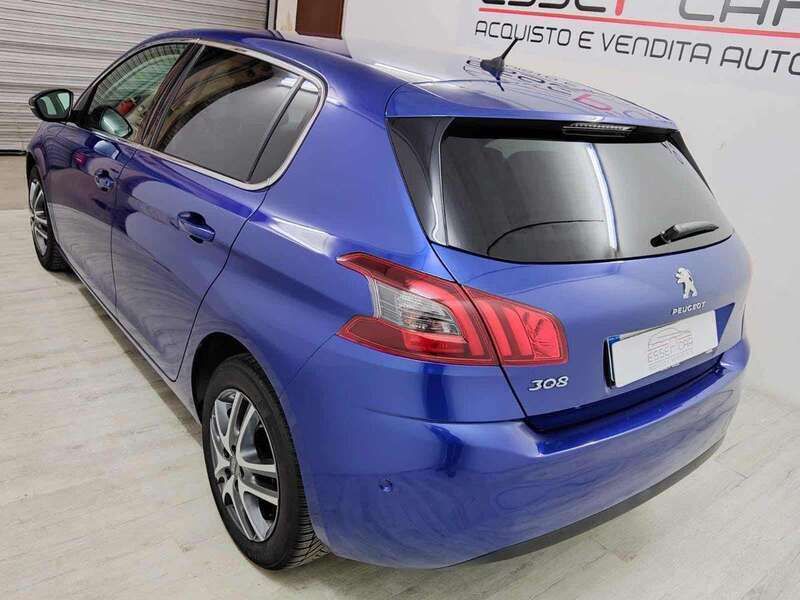 Usata Peugeot 308 Allure 120 CV (88 kW) 2017 Blu Berlina