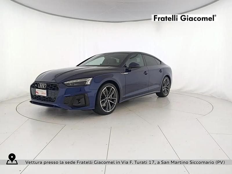 Usata Audi A5 Sportback S-Line 204 CV (150 kW) 2025 Blu navarra metallizzato Utilitaria