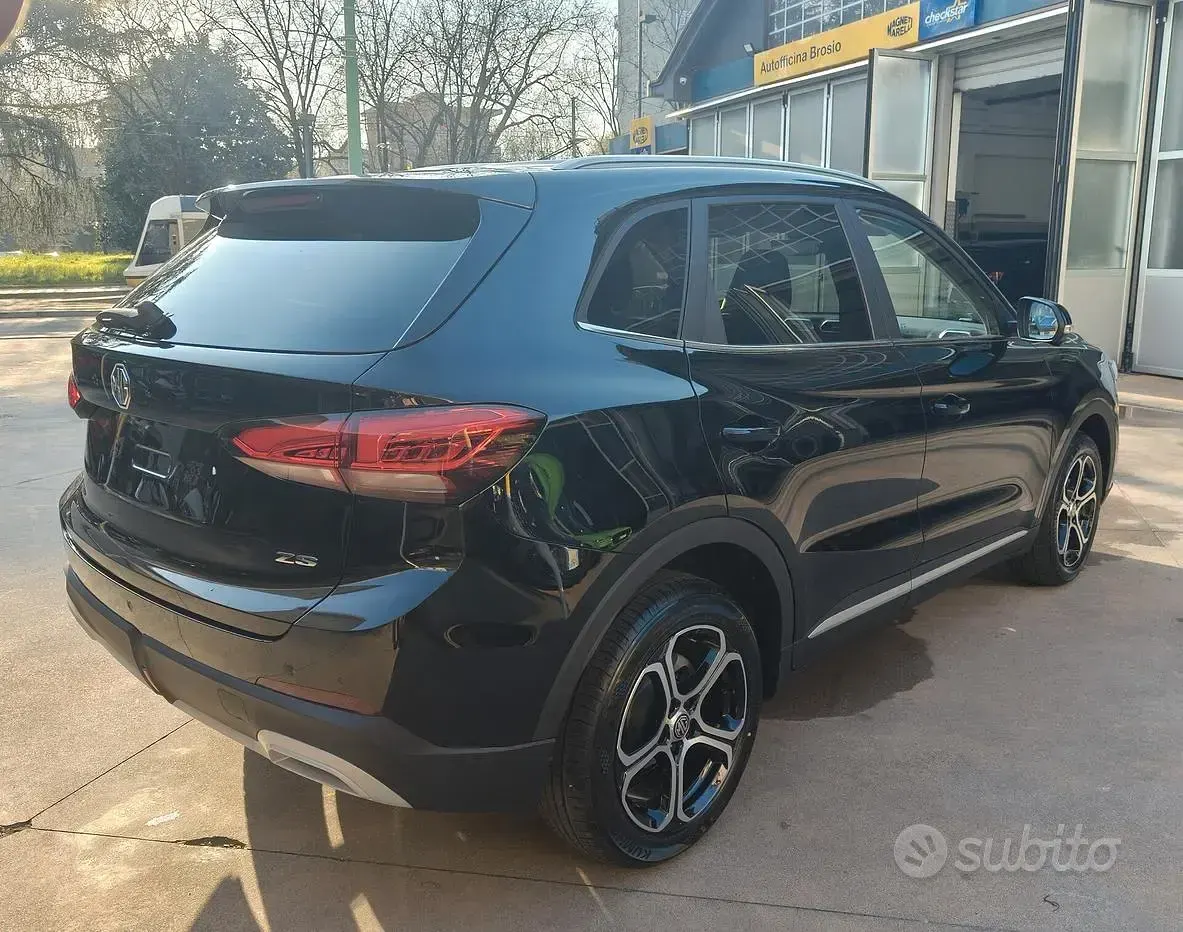 Nuova MG ZS Comfort 116 CV (85 kW) 2026 Blu SUV