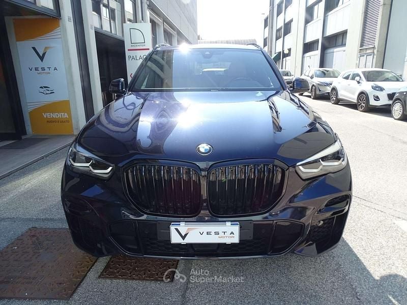 Usata BMW X5 M Sport 286 CV (210 kW) 2023 Blu/azzurro SUV