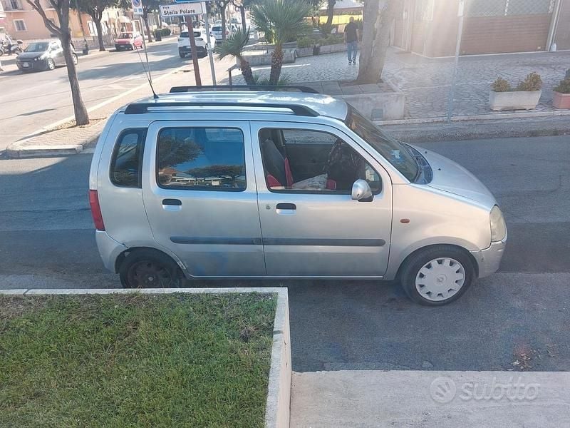 Usata Opel Agila 2001 Grigio Utilitaria