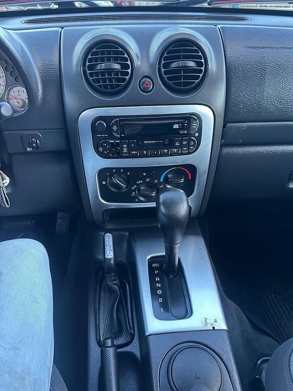 Usata Jeep Cherokee Limited 150 CV (110 kW) 2003 Argento SUV