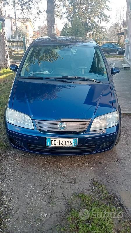 Usata Fiat Idea 95 CV (69 kW) 2007 Blu Monovolume
