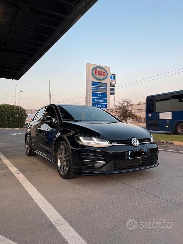 Usata VW Golf VII R-line 150 CV (110 kW) 2018 Berlina